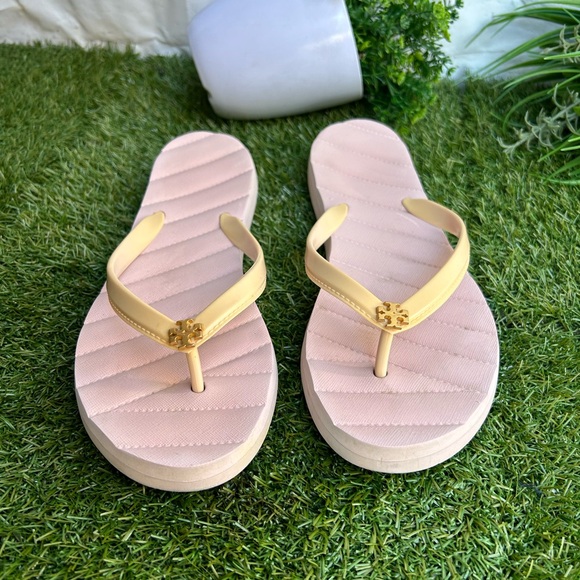 Tory Burch Womens Kira Flip Flops - Meadowsweet/Gold/Pink size 9 gently used - Picture 2 of 14